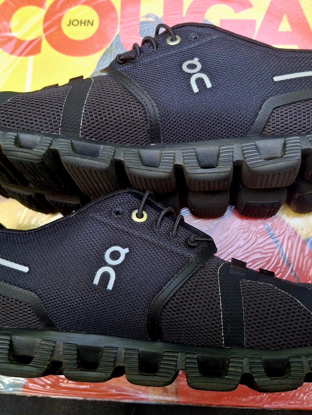 On Cloud 5 Running Shoes Size 9